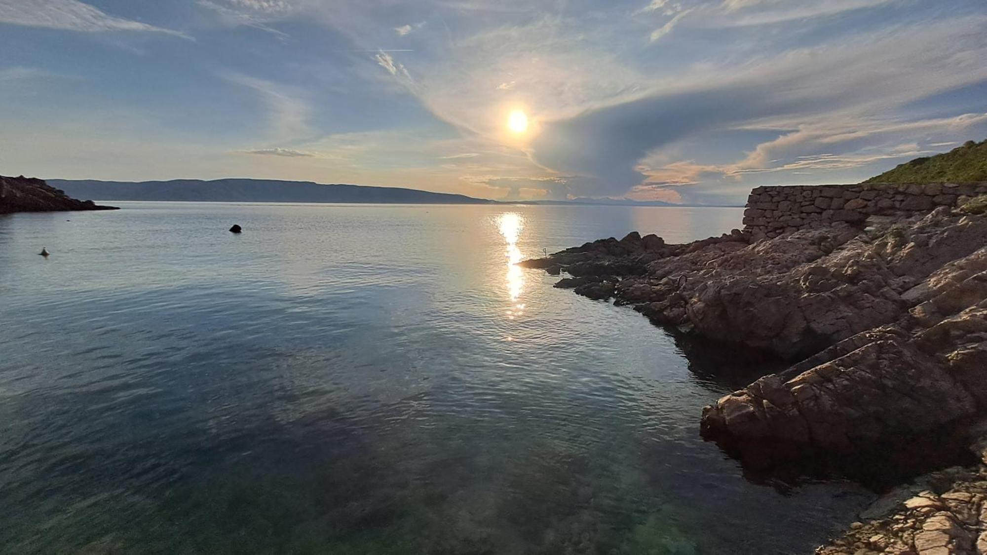 Boora Glamp Experience & Heated Infinity Pool Otel Senj  Dış mekan fotoğraf